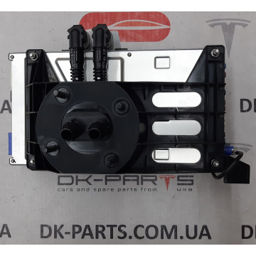 1 Комп'ютер автомобільний 1098058-00-L для електромобіля Tesla Model 3 на сайті dk-parts.com.ua 1 Комп'ютер автомобільний 1098058-00-L