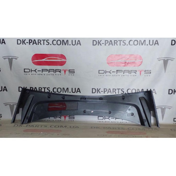 Підкапотний пластик Highland 1694501-00-B для електромобіля Tesla Model 3 на сайті dk-parts.com.ua Підкапотний пластик Highland 1694501-00-B