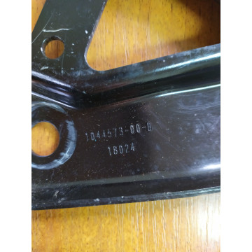 3 Пластина підрамника заднього ліва 1044573-00-B