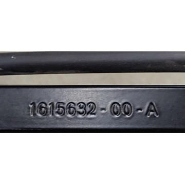 Важіль склоочисника правий із двірником BOSCH 1615632-00-А