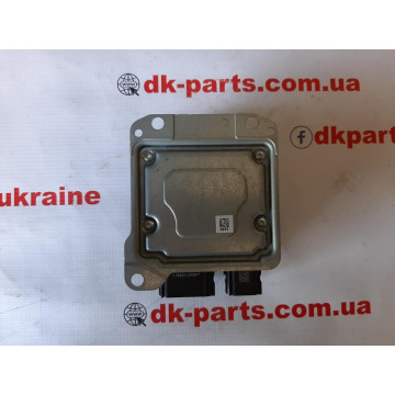 Блок управления Airbag 1036767-00-А для электромобиля Tesla Model X на сайте dk-parts.com.ua Блок управления Airbag 1036767-00-А