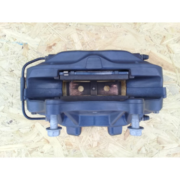 3 Супорт гальмівний передній правий Brembo 1027622-00-D