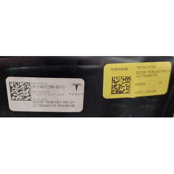 Карта дверей задньої лівої з динаміком 200 мм 1497296-92-C