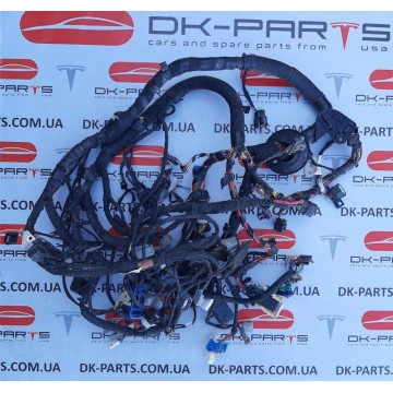 2 Проведення під капотом 4WD 1046132-07-S